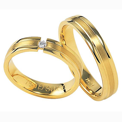 Golden Wedding Rings with Diamonds The pure gold always consists 24 karat